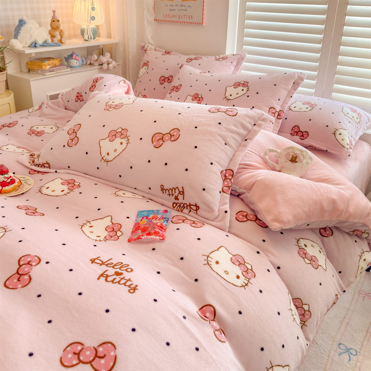 91家纺网 家纺一手货源 找家纺 名兮家居 2025新款经典奥特曼-三丽鸥加厚牛奶绒单被套 美美kt