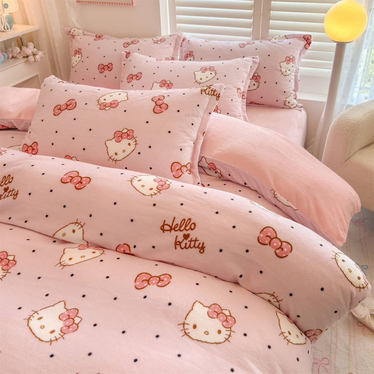 91家纺网 家纺一手货源 找家纺 名兮家居 2025新款经典奥特曼-三丽鸥加厚牛奶绒单被套 美美kt