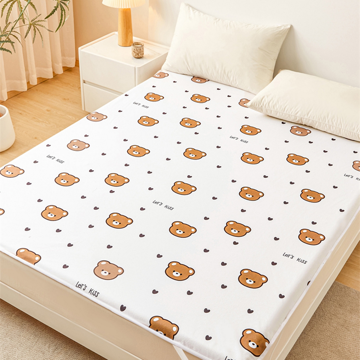 91家纺网 家纺一手货源 找家纺 雯豆家纺 2025新款防水隔尿垫子卡通成人床垫保护罩A类宝宝尿垫 防水隔尿垫-小熊头