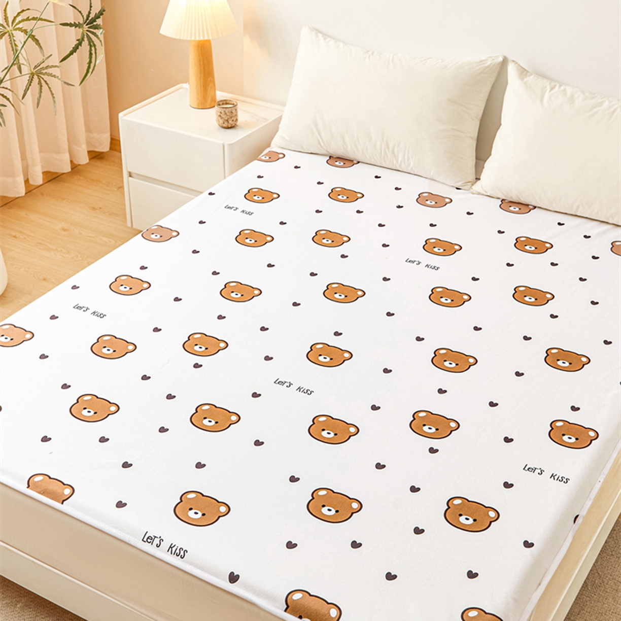 91家纺网 家纺一手货源 找家纺 雯豆家纺 2025新款防水隔尿垫子卡通成人床垫保护罩A类宝宝尿垫 防水隔尿垫-小熊头