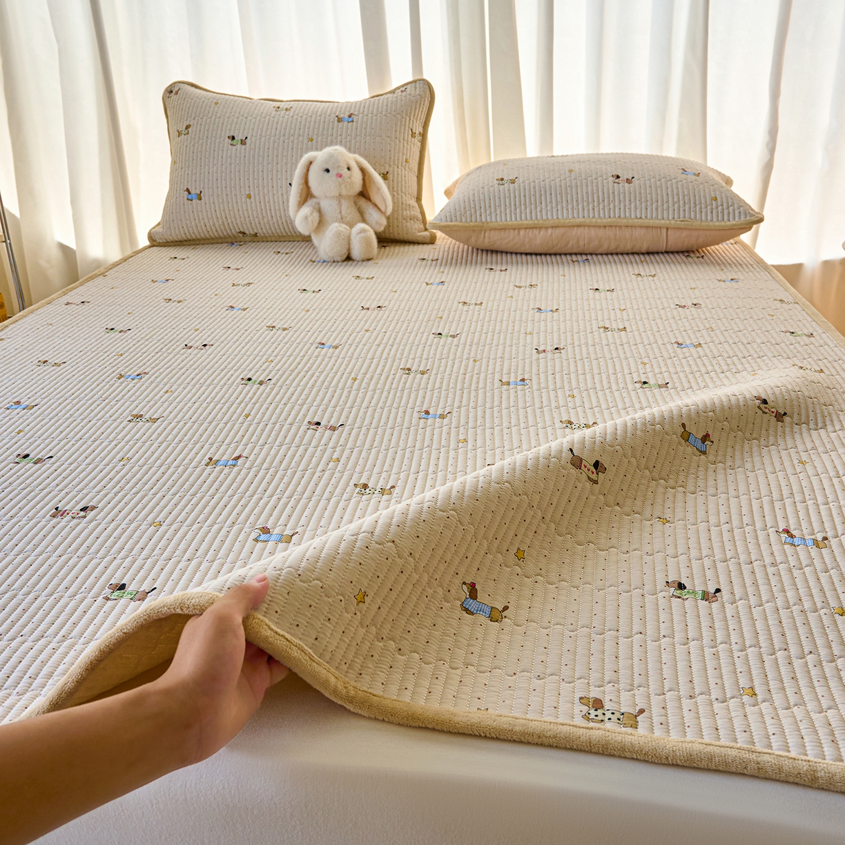 91家纺网 家纺一手货源 找家纺 小叮当家纺仓储工厂店 2025新款棉加绒床垫一面全棉一面牛奶绒床褥垫软床垫床盖四季通用 星星柯基(A棉B绒）