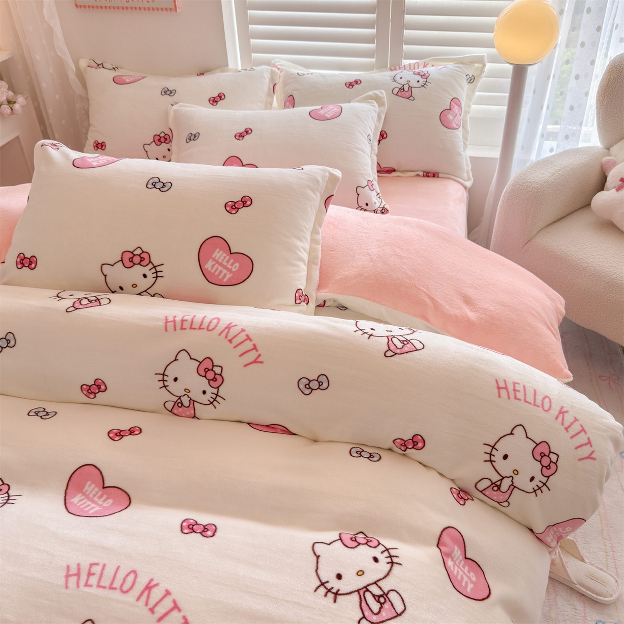 91家纺网 家纺一手货源 找家纺 名兮家居 2025新款经典奥特曼-三丽鸥加厚牛奶绒单被套 甜心kt