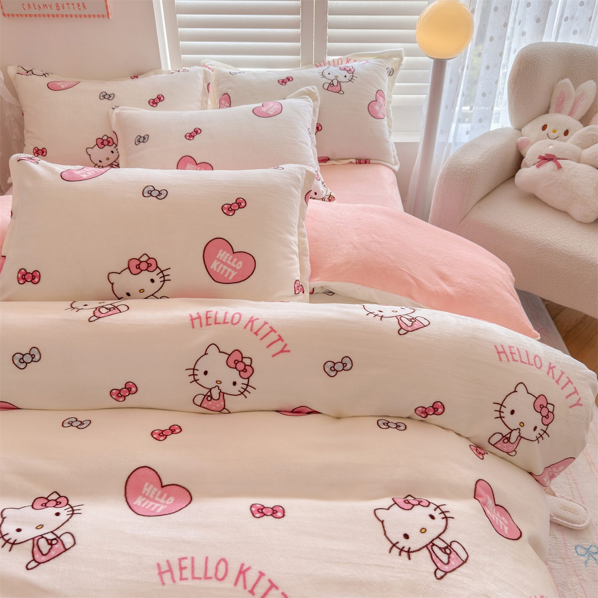 91家纺网 家纺一手货源 找家纺 名兮家居 2025新款经典奥特曼-三丽鸥加厚牛奶绒单被套 甜心kt