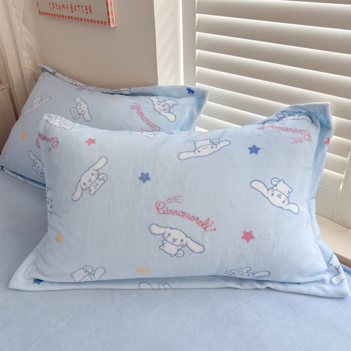 91家纺网 家纺一手货源 找家纺 名兮家居 2025新款经典奥特曼-三丽鸥加厚牛奶绒单被套 星星大耳狗