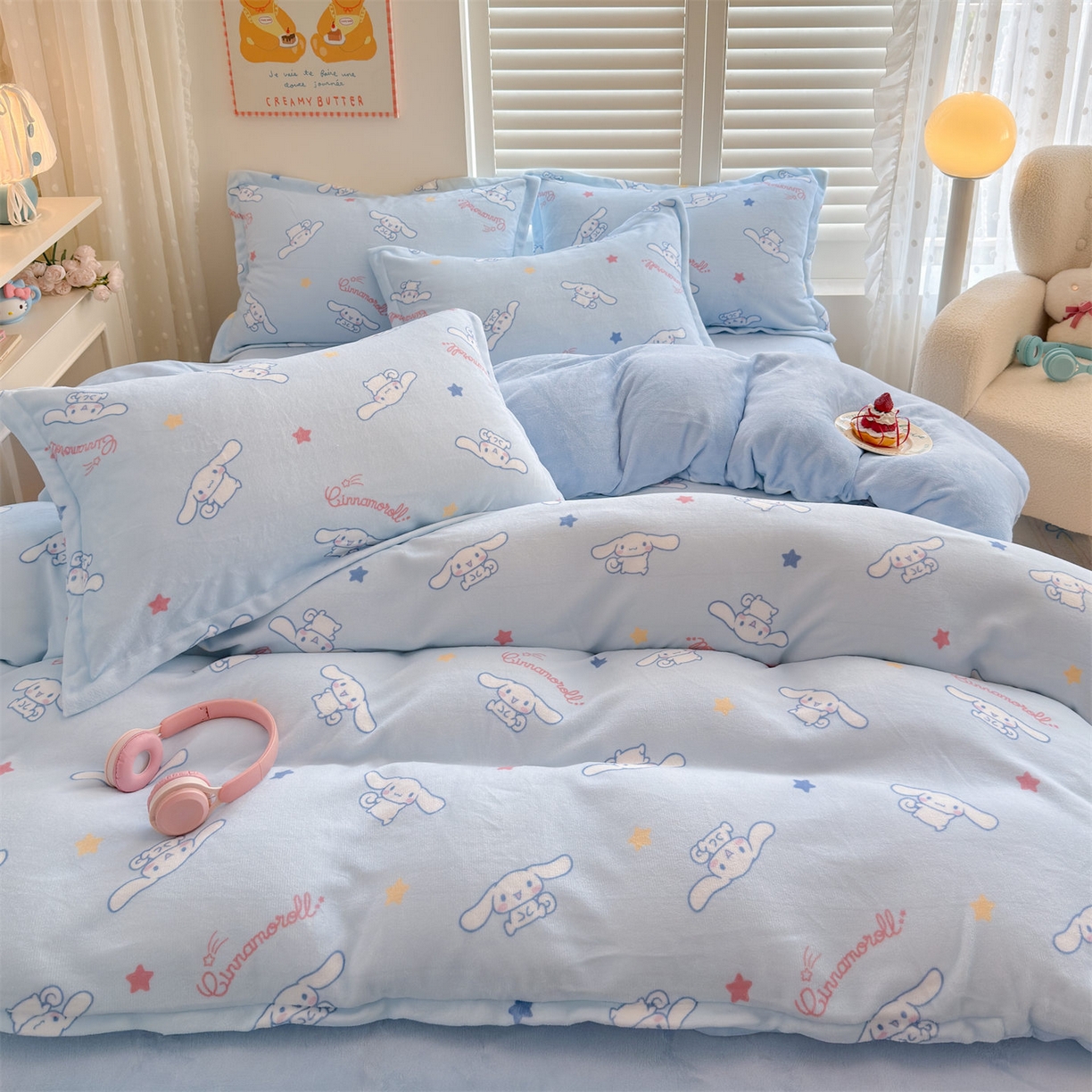 91家纺网 家纺一手货源 找家纺 名兮家居 2025新款经典奥特曼-三丽鸥加厚牛奶绒单被套 星星大耳狗