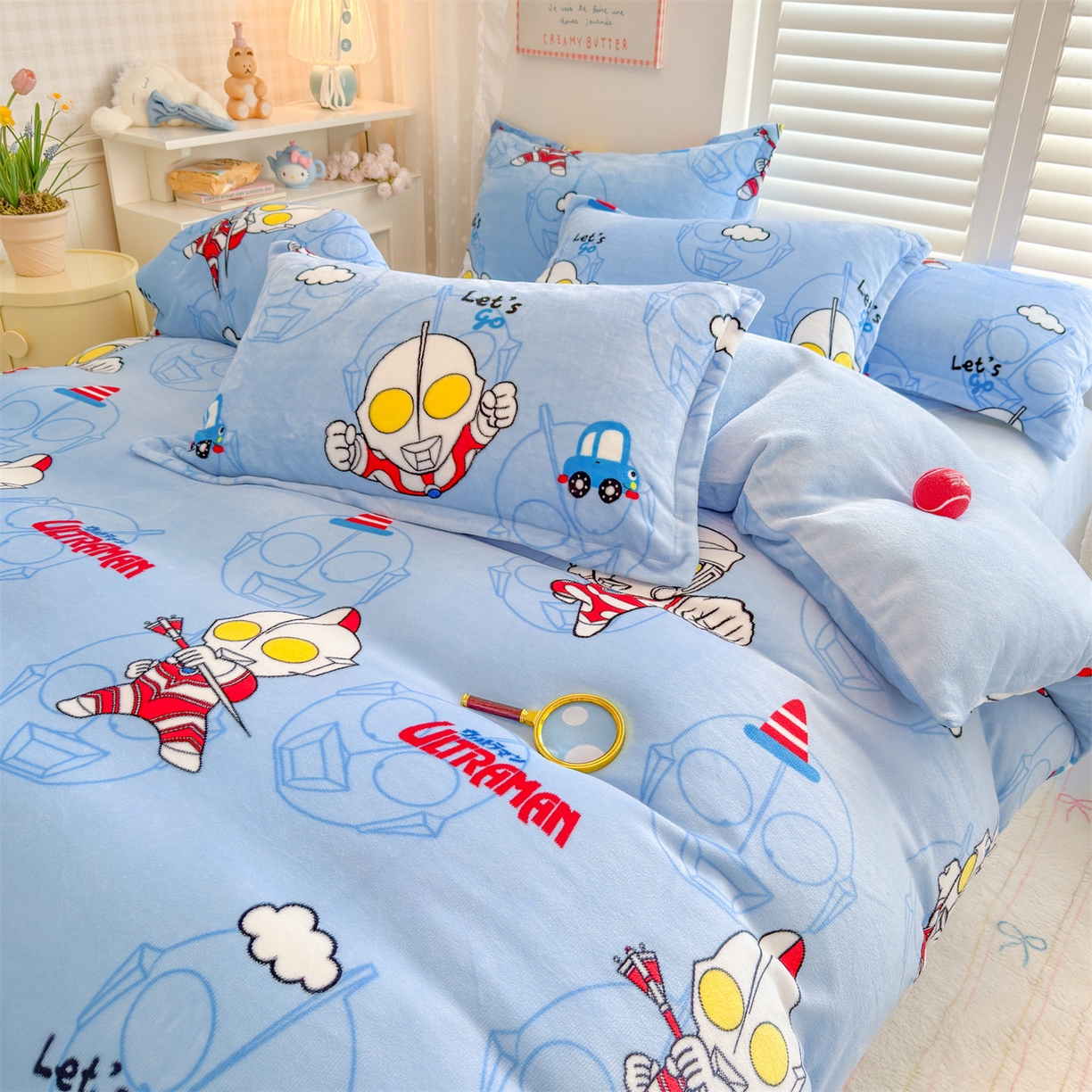 91家纺网 家纺一手货源 找家纺 名兮家居 2025新款经典奥特曼-三丽鸥加厚牛奶绒单被套 云朵奥特曼