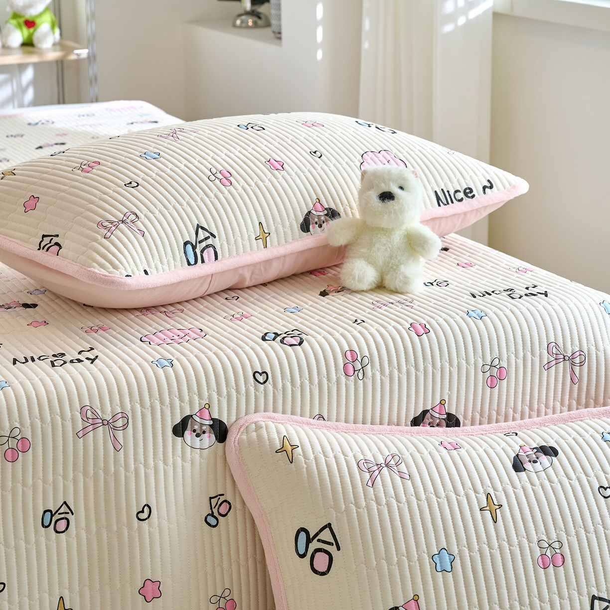 91家纺网 家纺一手货源 找家纺 （总）小叮当家纺仓储工厂店 2025新款A版全棉B版牛奶绒床盖系列单床盖床盖单件