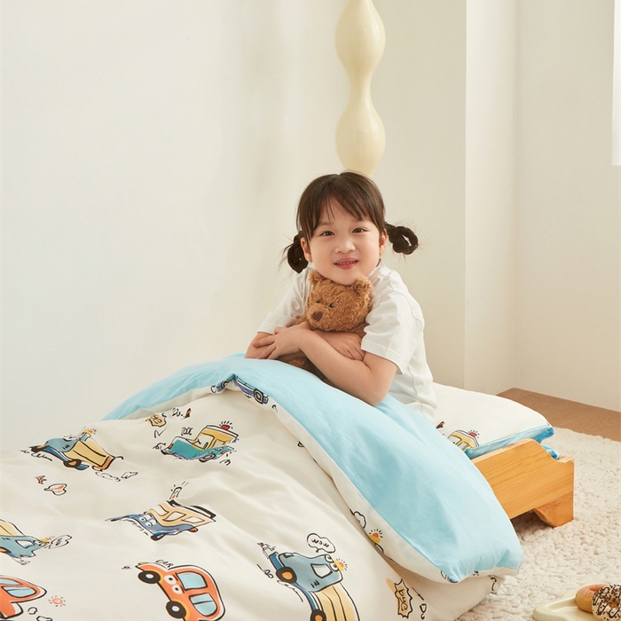 91家纺网 家纺一手货源 找家纺 艾佳宝贝 2025新款A类全棉多功能可拆卸儿童盖毯四季被子 巴士汽车