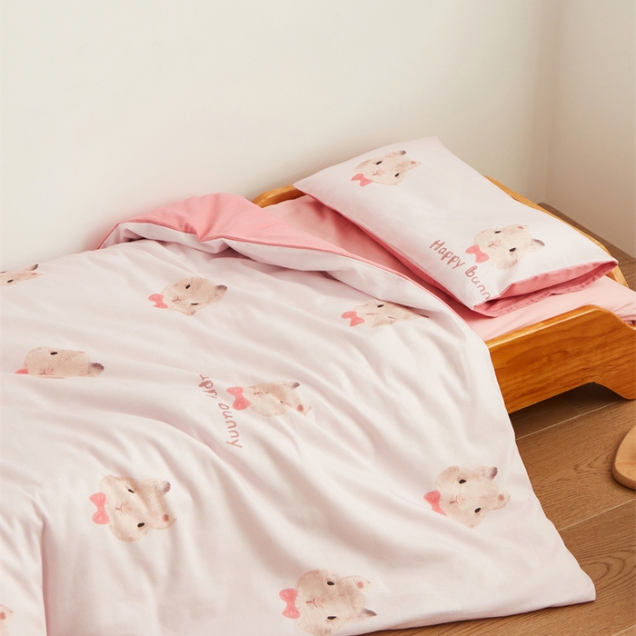 91家纺网 家纺一手货源 找家纺 艾佳宝贝 2025新款A类全棉多功能可拆卸儿童盖毯四季被子 乖萌甜兔