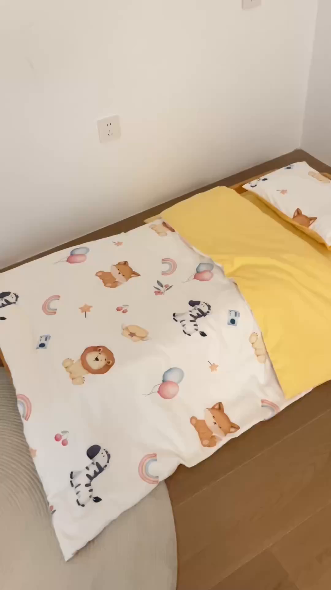 91家纺网 家纺一手货源 找家纺 艾佳宝贝 2025新款A类全棉多功能可拆卸儿童盖毯四季被子 萌趣动物园