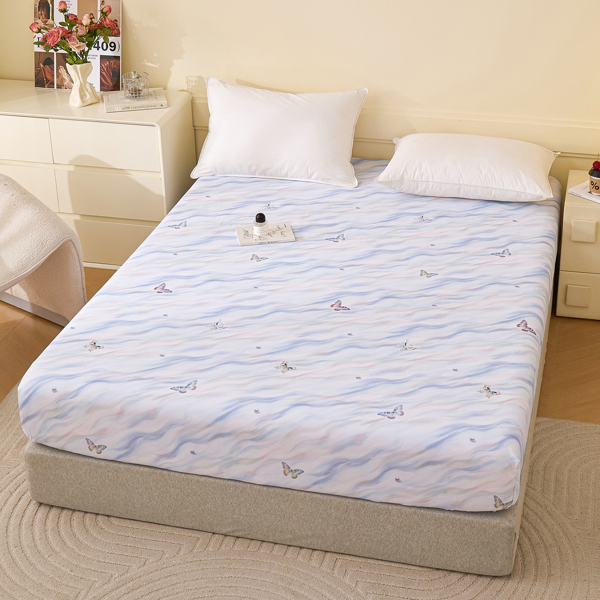 91家纺网 家纺一手货源 找家纺 元元家居（元元被业） 2025秋冬新款全棉纯棉磨毛印花单床笠 蝶梦星河