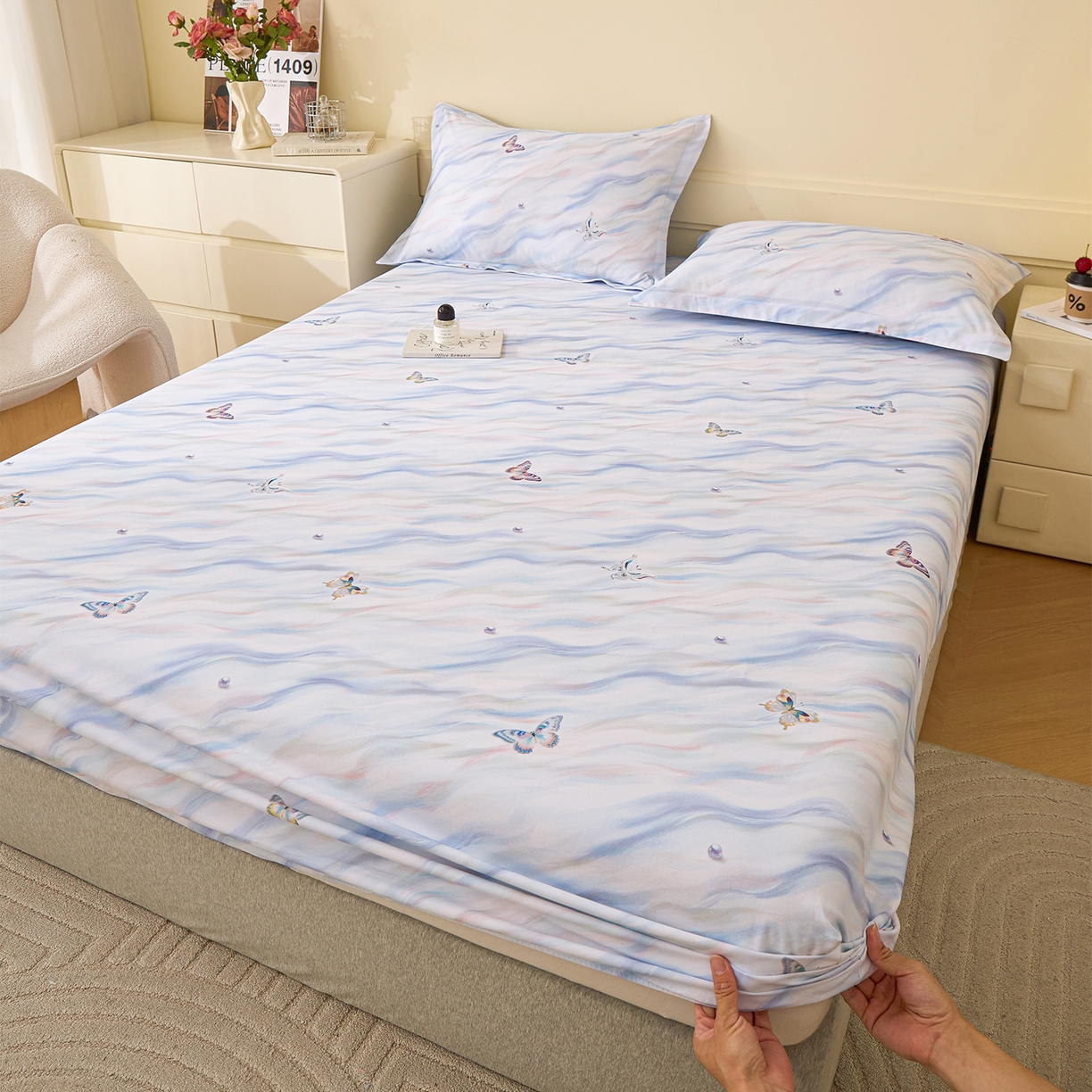 91家纺网 家纺一手货源 找家纺 元元家居（元元被业） 2025秋冬新款全棉纯棉磨毛印花单床笠 蝶梦星河