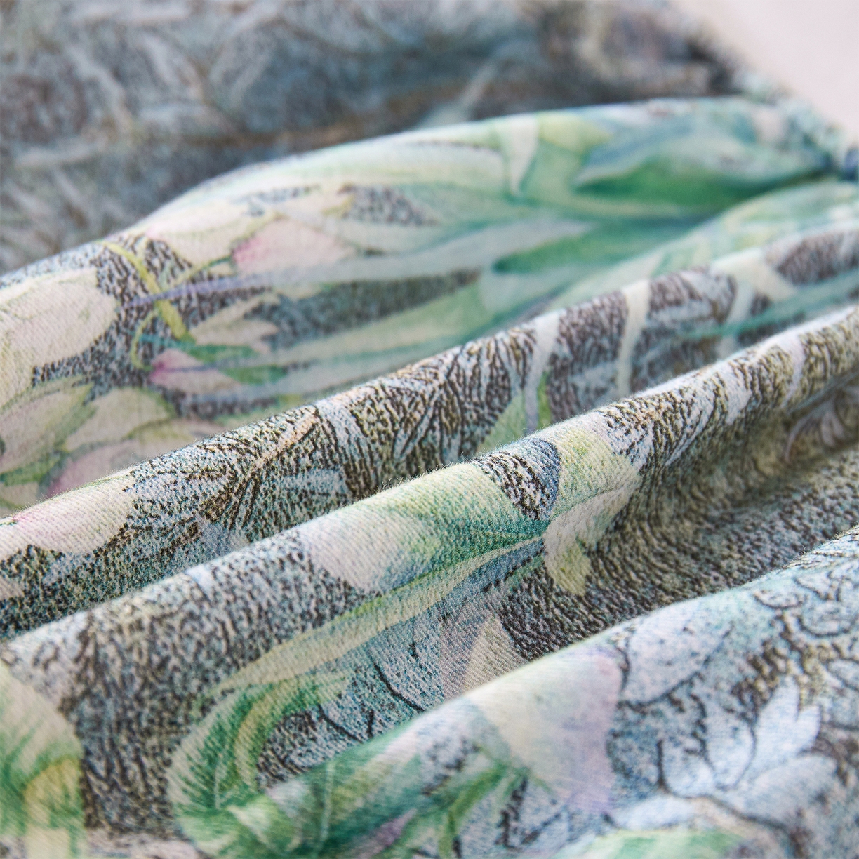 91家纺网 家纺一手货源 找家纺 元元家居（元元被业） 2025秋冬新款全棉纯棉磨毛印花单床笠 繁花点缀