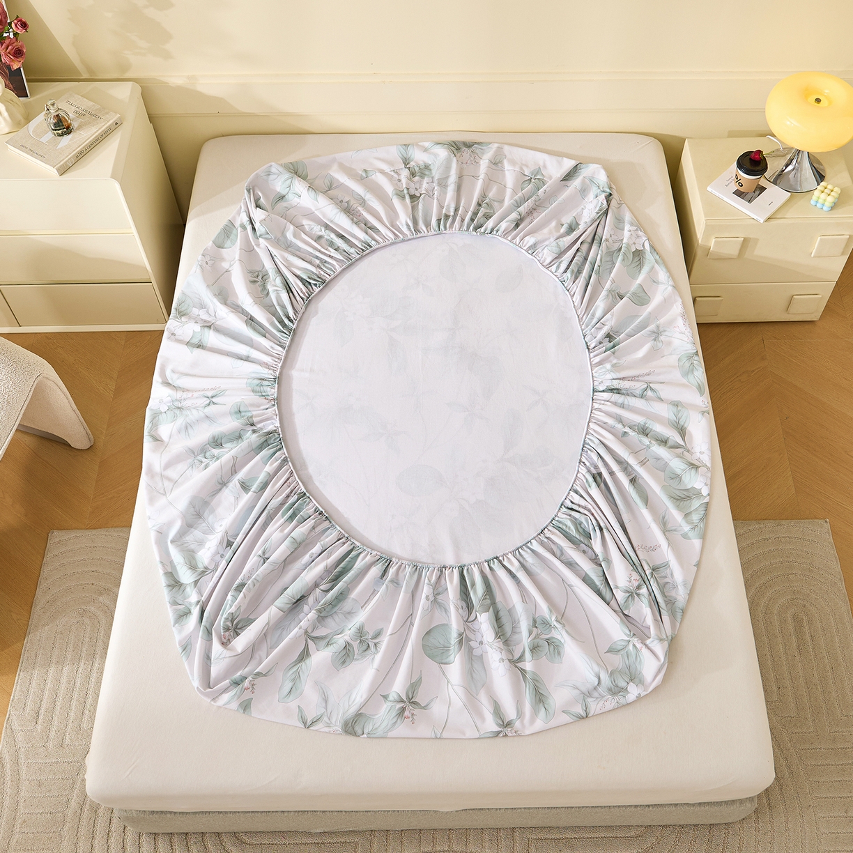 91家纺网 家纺一手货源 找家纺 元元家居（元元被业） 2025秋冬新款全棉纯棉磨毛印花单床笠 落叶白霜