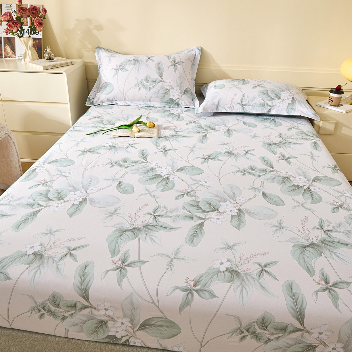 91家纺网 家纺一手货源 找家纺 元元家居（元元被业） 2025秋冬新款全棉纯棉磨毛印花单床笠 落叶白霜