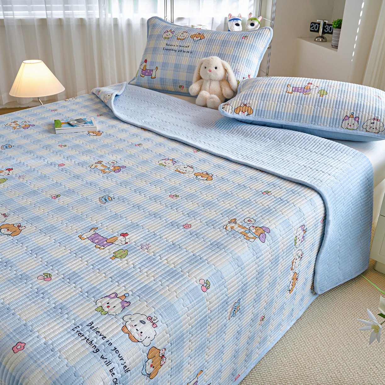 91家纺网 家纺一手货源 找家纺 小叮当家纺仓储工厂店 2025新款A版全棉B版牛奶绒床盖系列单床盖床盖单件 逗号日记（A棉B绒）