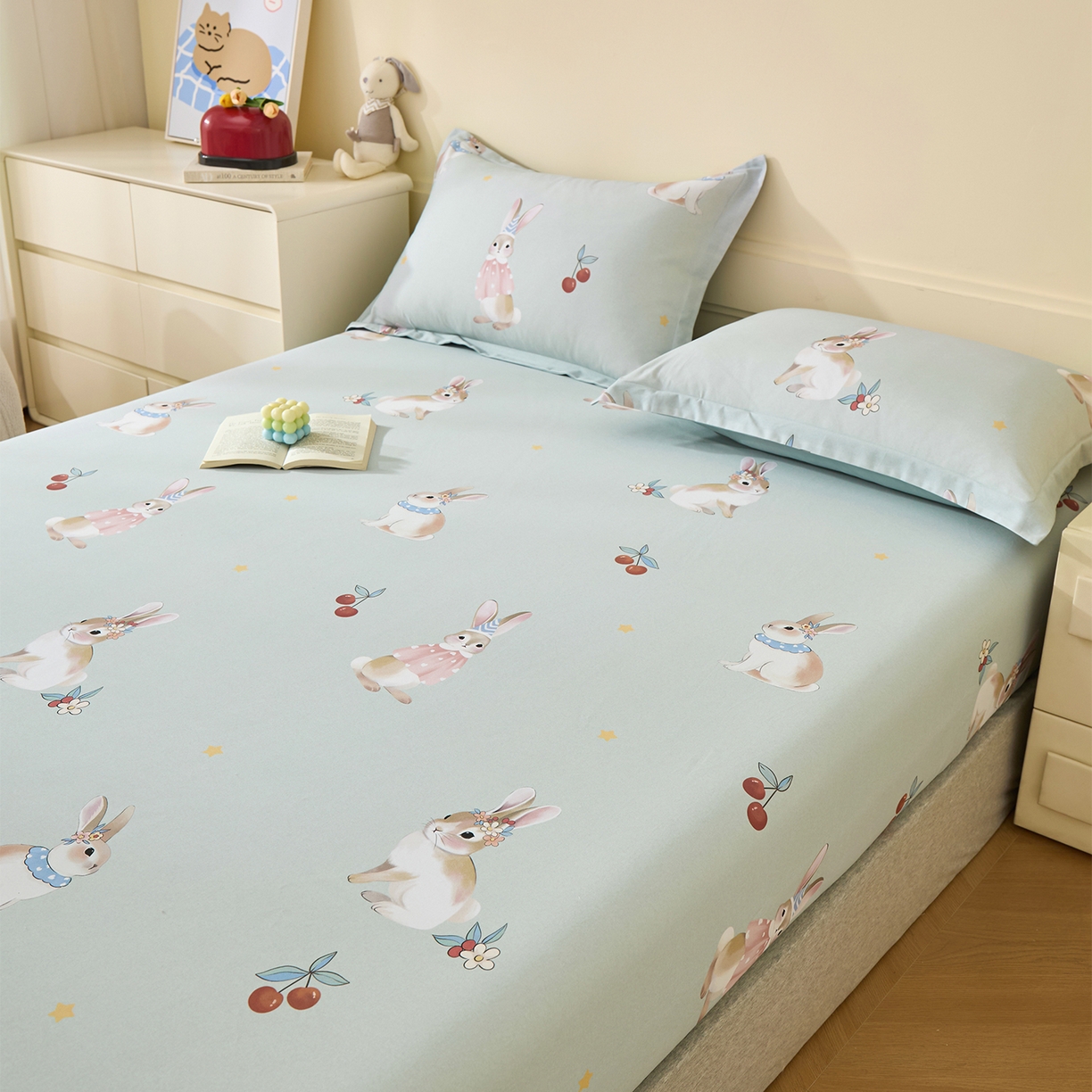 91家纺网 家纺一手货源 找家纺 元元家居（元元被业） 2025秋冬新款全棉纯棉磨毛印花单床笠 小萌免