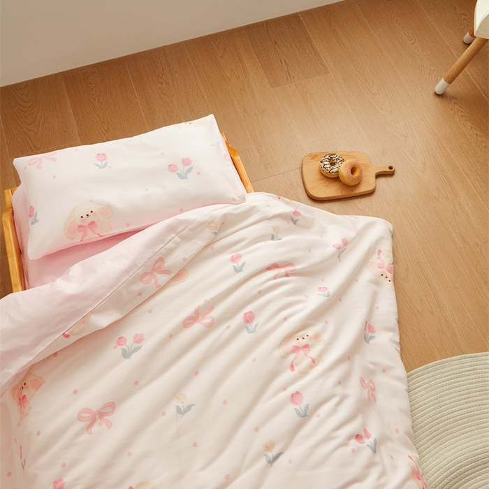 91家纺网 家纺一手货源 找家纺 艾佳宝贝 2025新款A类全棉多功能可拆卸儿童盖毯四季被子 小香兔