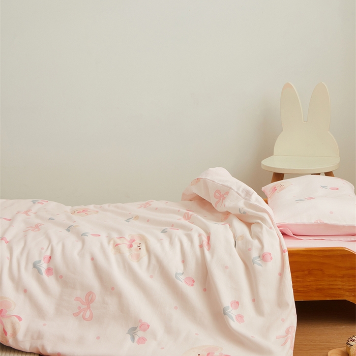 91家纺网 家纺一手货源 找家纺 艾佳宝贝 2025新款A类全棉多功能可拆卸儿童盖毯四季被子 小香兔