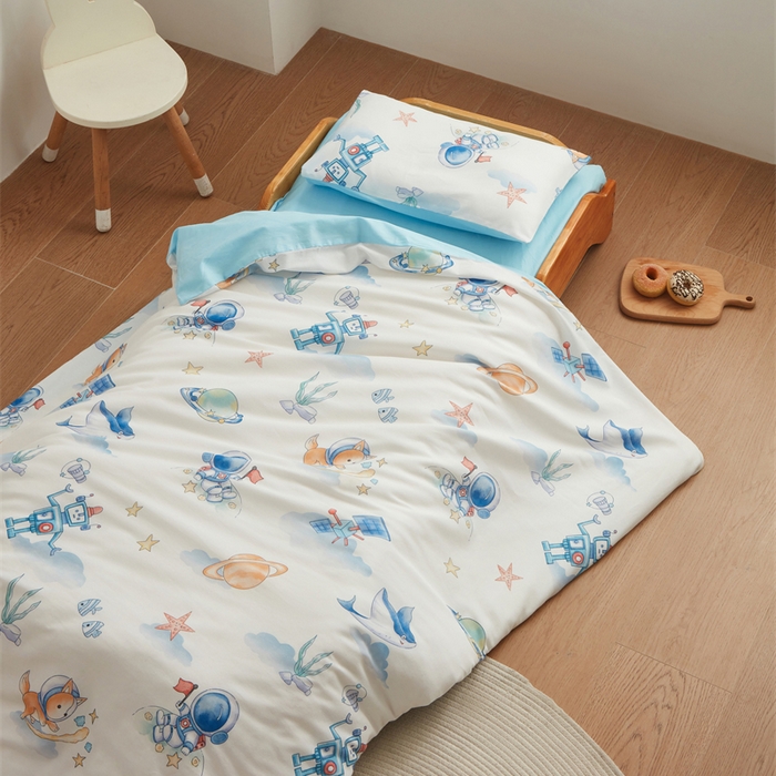 91家纺网 家纺一手货源 找家纺 艾佳宝贝 2025新款A类全棉多功能可拆卸儿童盖毯四季被子 太空飞行