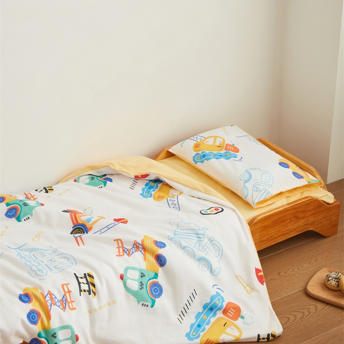 91家纺网 家纺一手货源 找家纺 艾佳宝贝 2025新款A类全棉多功能可拆卸儿童盖毯四季被子 工程小车