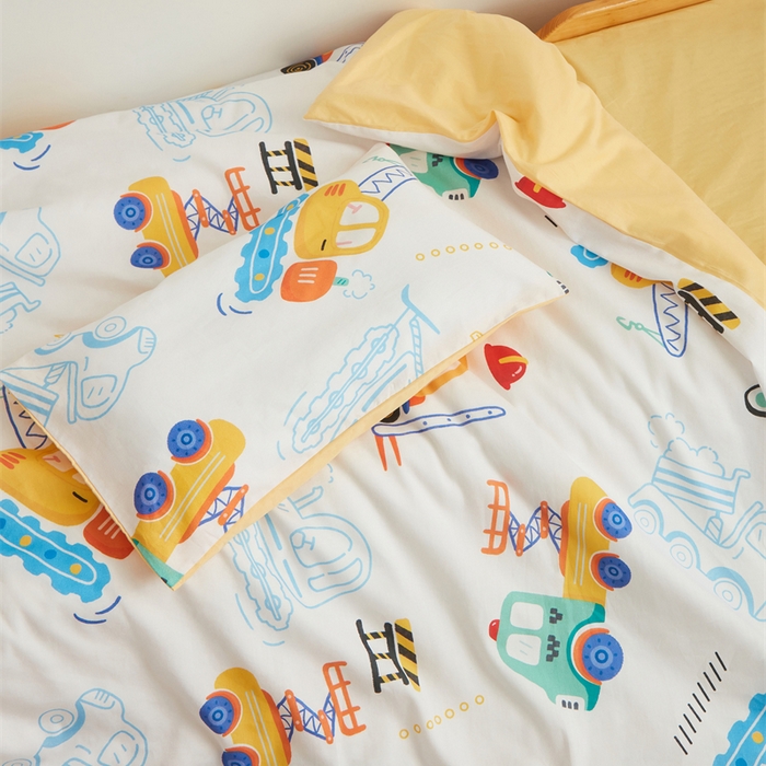 91家纺网 家纺一手货源 找家纺 艾佳宝贝 2025新款A类全棉多功能可拆卸儿童盖毯四季被子 工程小车