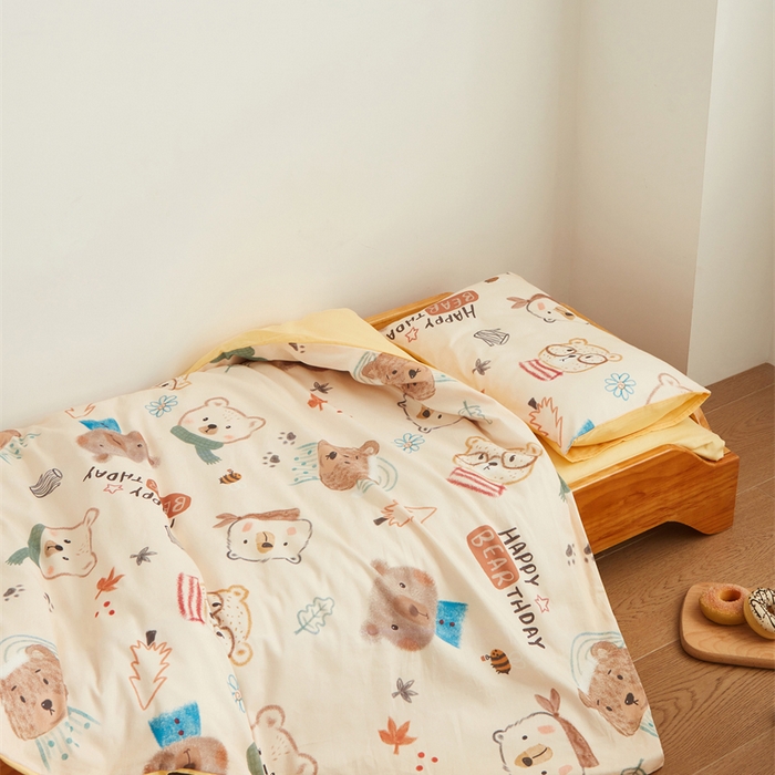 91家纺网 家纺一手货源 找家纺 艾佳宝贝 2025新款A类全棉多功能可拆卸儿童盖毯四季被子 憨憨萌熊