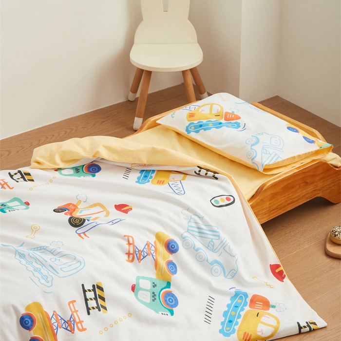 91家纺网 家纺一手货源 找家纺 艾佳宝贝 2025新款A类全棉多功能可拆卸儿童盖毯四季被子 工程小车