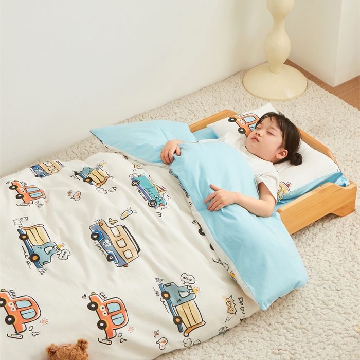 91家纺网 家纺一手货源 找家纺 艾佳宝贝 2025新款A类全棉多功能可拆卸儿童盖毯四季被子 巴士汽车