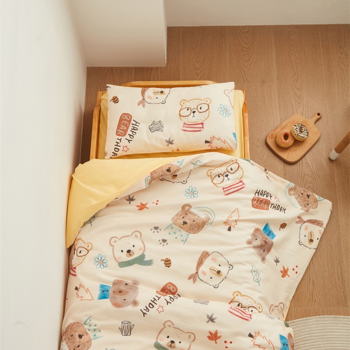 91家纺网 家纺一手货源 找家纺 艾佳宝贝 2025新款A类全棉多功能可拆卸儿童盖毯四季被子 憨憨萌熊