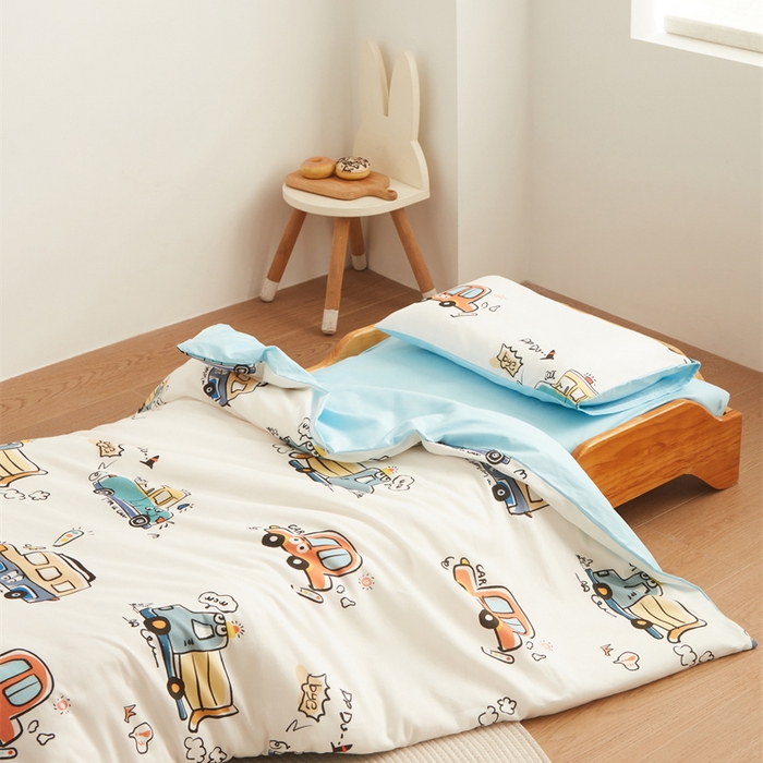 91家纺网 家纺一手货源 找家纺 艾佳宝贝 2025新款A类全棉多功能可拆卸儿童盖毯四季被子 巴士汽车