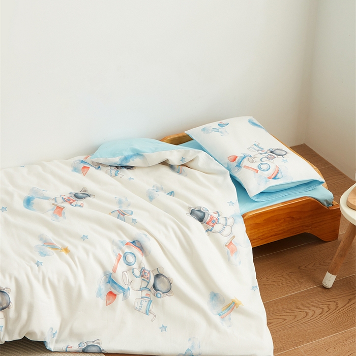 91家纺网 家纺一手货源 找家纺 艾佳宝贝 2025新款A类全棉多功能可拆卸儿童盖毯四季被子 航天员