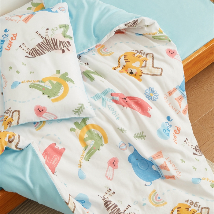 91家纺网 家纺一手货源 找家纺 艾佳宝贝 2025新款A类全棉多功能可拆卸儿童盖毯四季被子 动物的世界