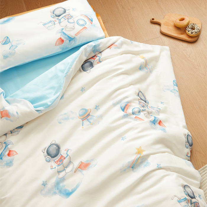 91家纺网 家纺一手货源 找家纺 艾佳宝贝 2025新款A类全棉多功能可拆卸儿童盖毯四季被子 航天员