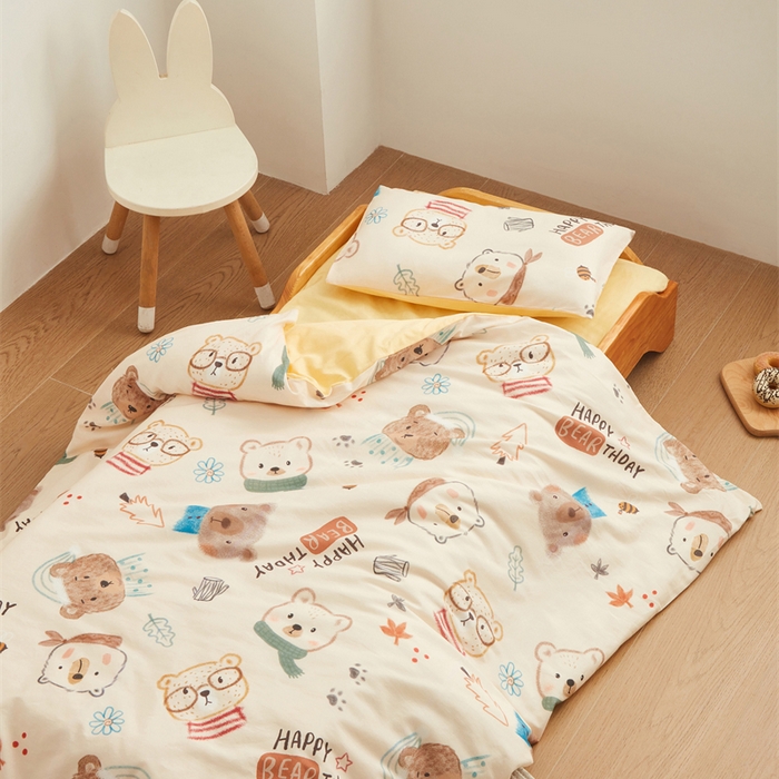 91家纺网 家纺一手货源 找家纺 艾佳宝贝 2025新款A类全棉多功能可拆卸儿童盖毯四季被子 憨憨萌熊