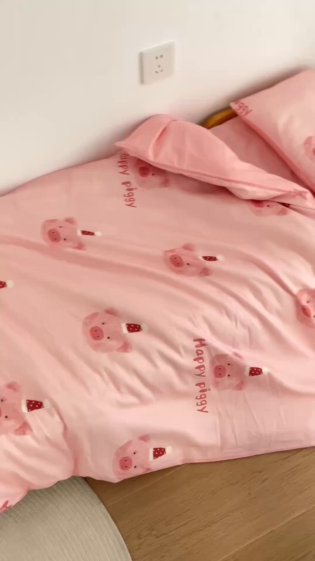 91家纺网 家纺一手货源 找家纺 艾佳宝贝 2025新款A类全棉多功能可拆卸儿童盖毯四季被子 乖巧萌猪