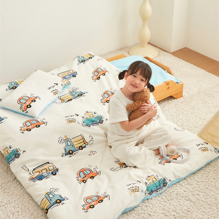 91家纺网 家纺一手货源 找家纺 艾佳宝贝 2025新款A类全棉多功能可拆卸儿童盖毯四季被子 巴士汽车