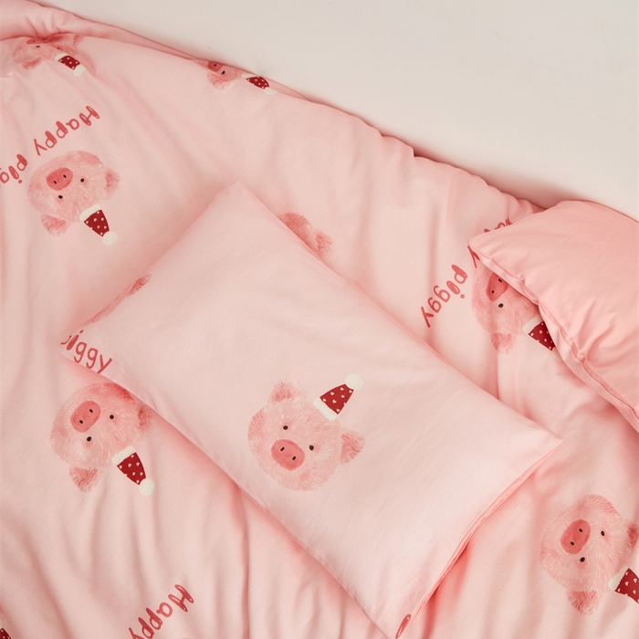 91家纺网 家纺一手货源 找家纺 艾佳宝贝 2025新款A类全棉多功能可拆卸儿童盖毯四季被子 乖巧萌猪