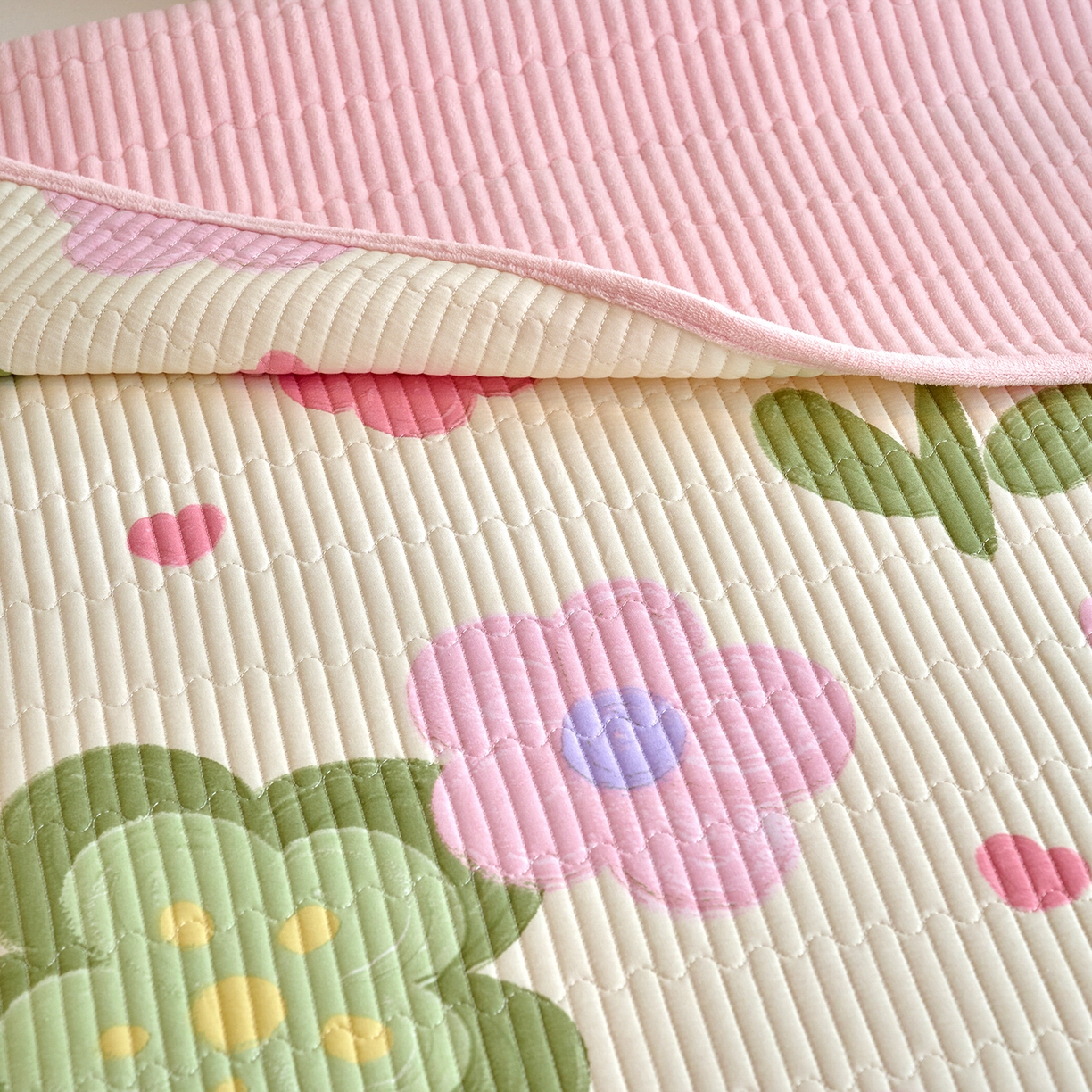 91家纺网 家纺一手货源 找家纺 小叮当家纺仓储工厂店 2025新款A版全棉B版牛奶绒床盖系列单床盖床盖单件 贝利花都（A棉B绒）