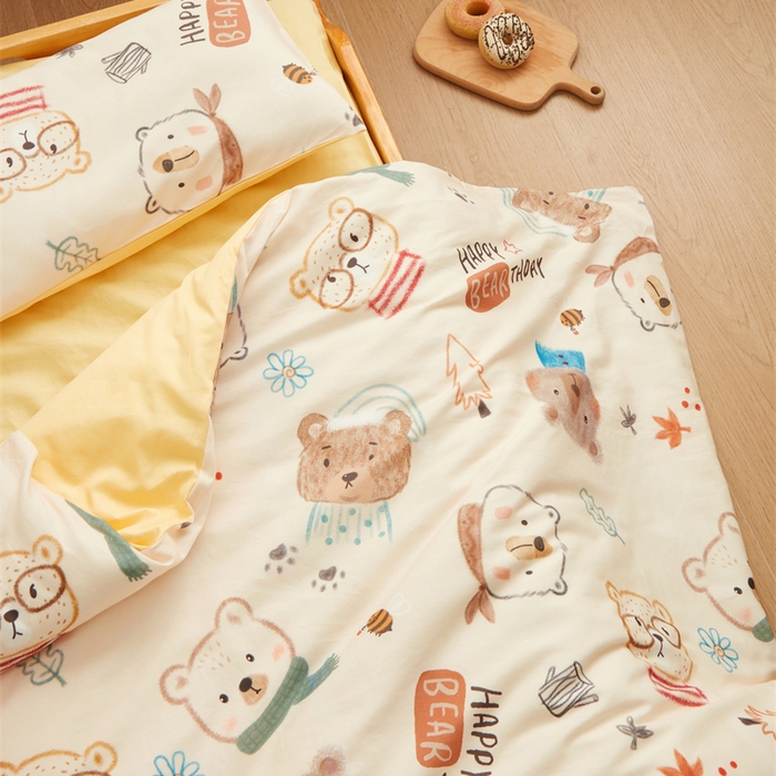 91家纺网 家纺一手货源 找家纺 艾佳宝贝 2025新款A类全棉多功能可拆卸儿童盖毯四季被子 憨憨萌熊