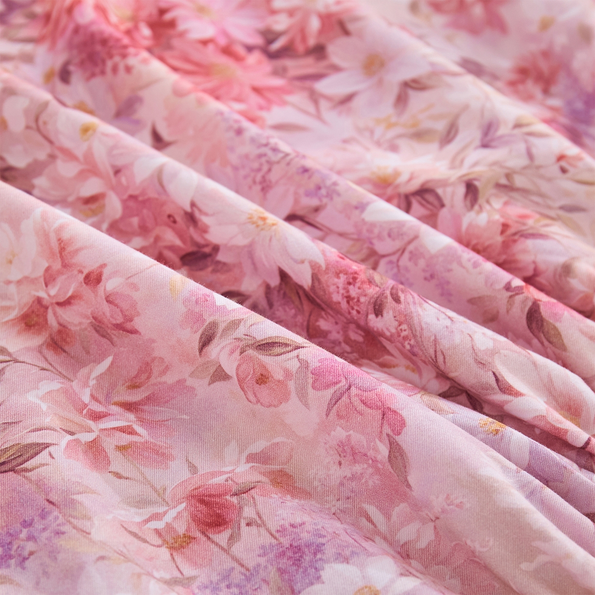 91家纺网 家纺一手货源 找家纺 元元家居（元元被业） 2025秋冬新款全棉纯棉磨毛印花单床笠 邂逅粉