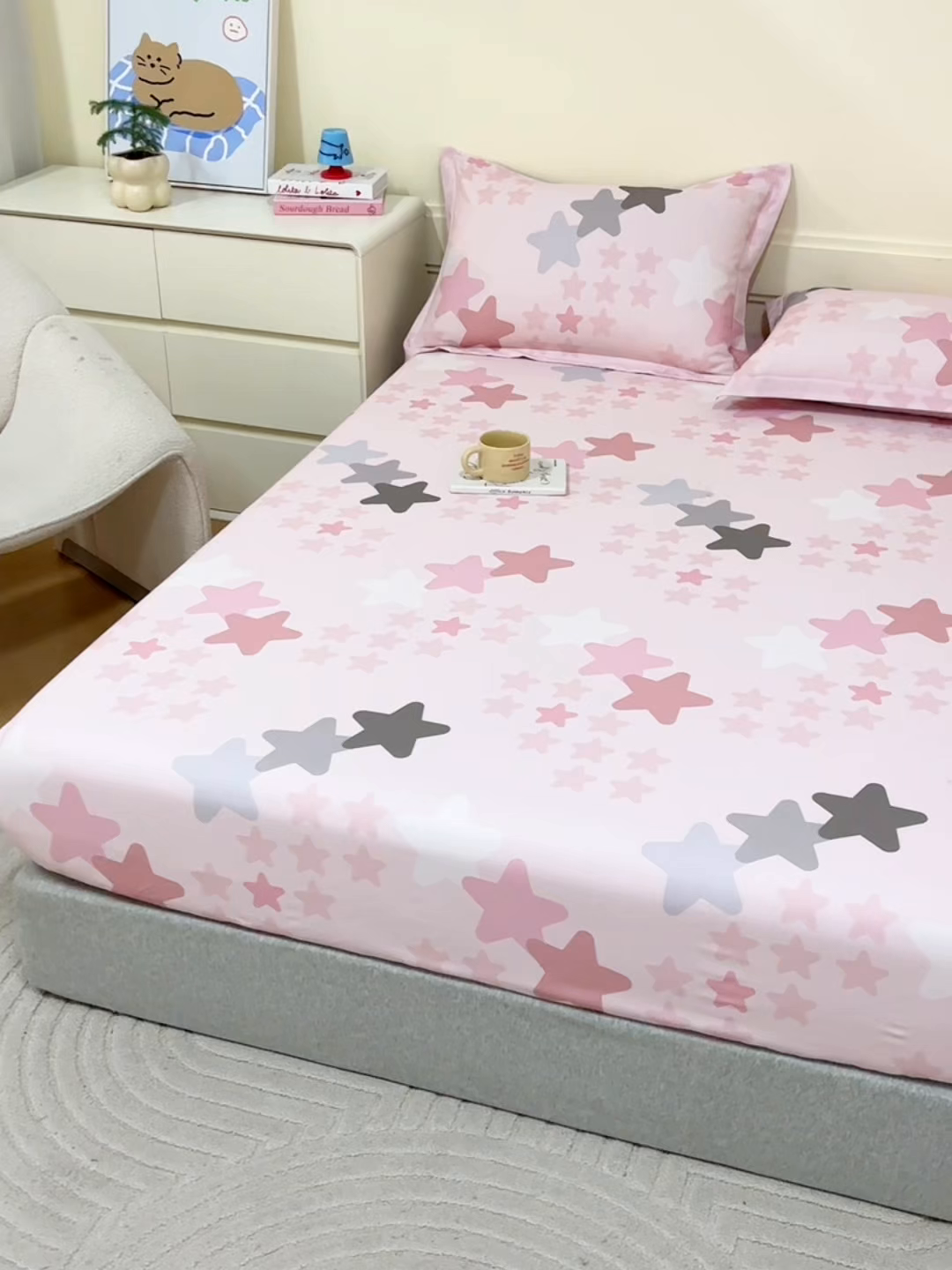 91家纺网 家纺一手货源 找家纺 元元家居（元元被业） 2025秋冬新款全棉纯棉磨毛印花单床笠 星星格格