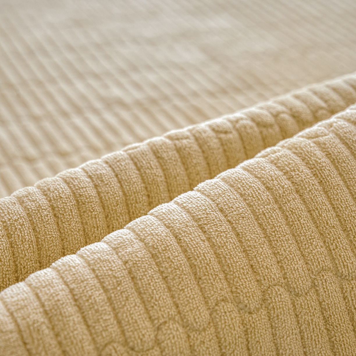 91家纺网 家纺一手货源 找家纺 小叮当家纺仓储工厂店 2025新款A版全棉B版牛奶绒床盖系列单床盖床盖单件 萌萌鸭（A棉B绒）