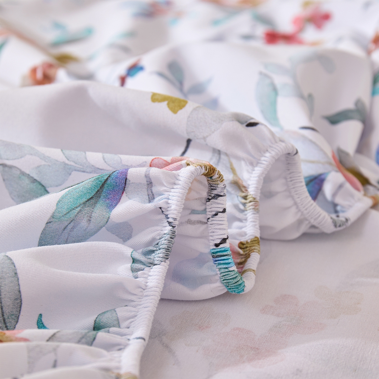 91家纺网 家纺一手货源 找家纺 元元家居（元元被业） 2025秋冬新款全棉纯棉磨毛印花单床笠 云季花盟