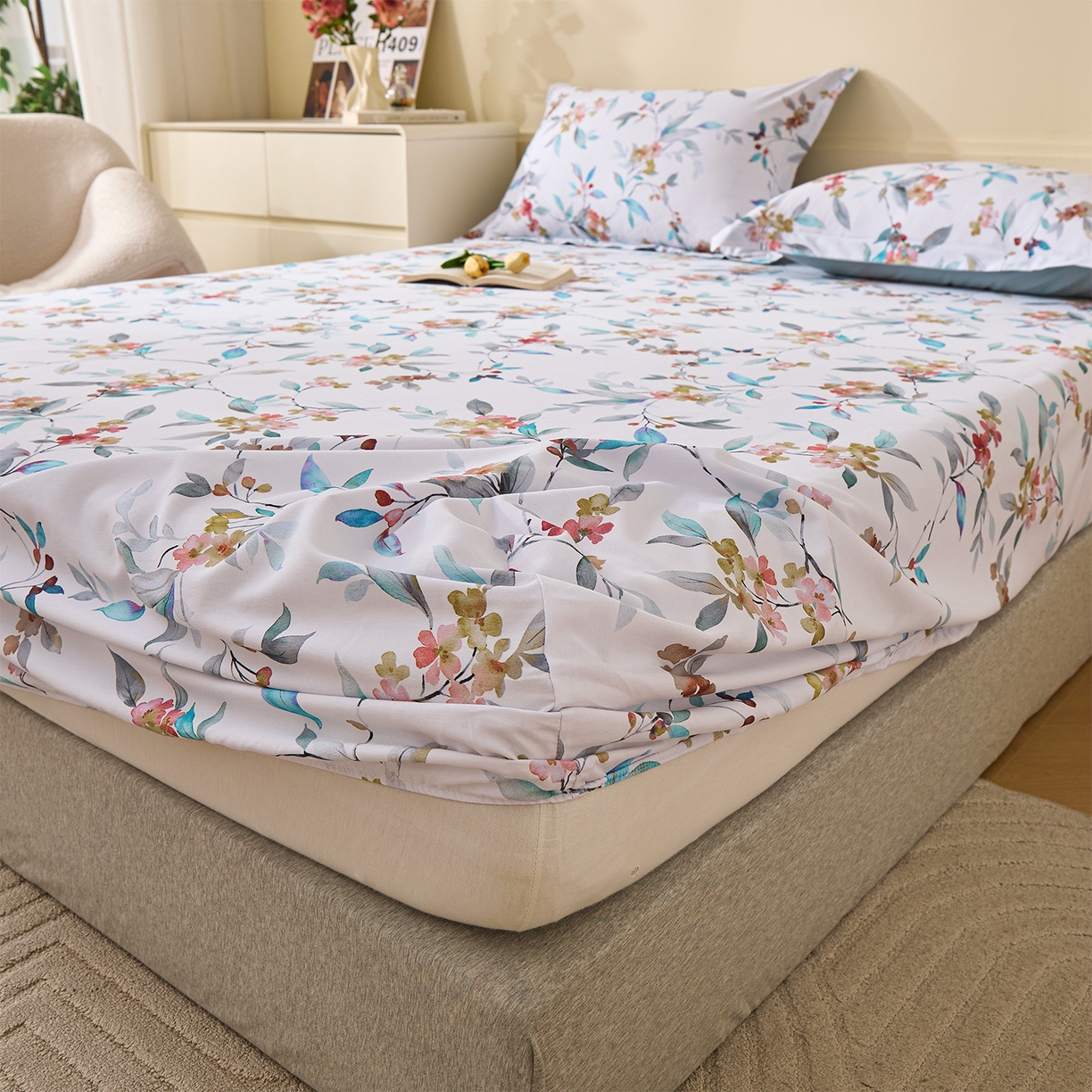 91家纺网 家纺一手货源 找家纺 元元家居（元元被业） 2025秋冬新款全棉纯棉磨毛印花单床笠 云季花盟