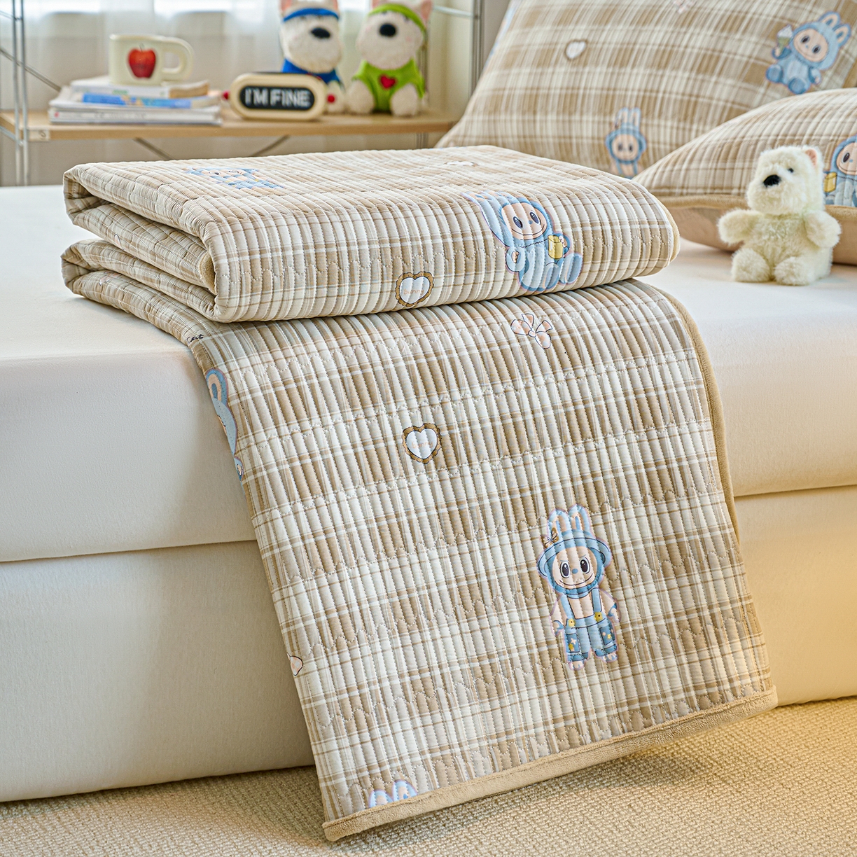 91家纺网 家纺一手货源 找家纺 小叮当家纺仓储工厂店 2025新款A版全棉B版牛奶绒床盖系列单床盖床盖单件 拉布兔兔（A棉B绒）