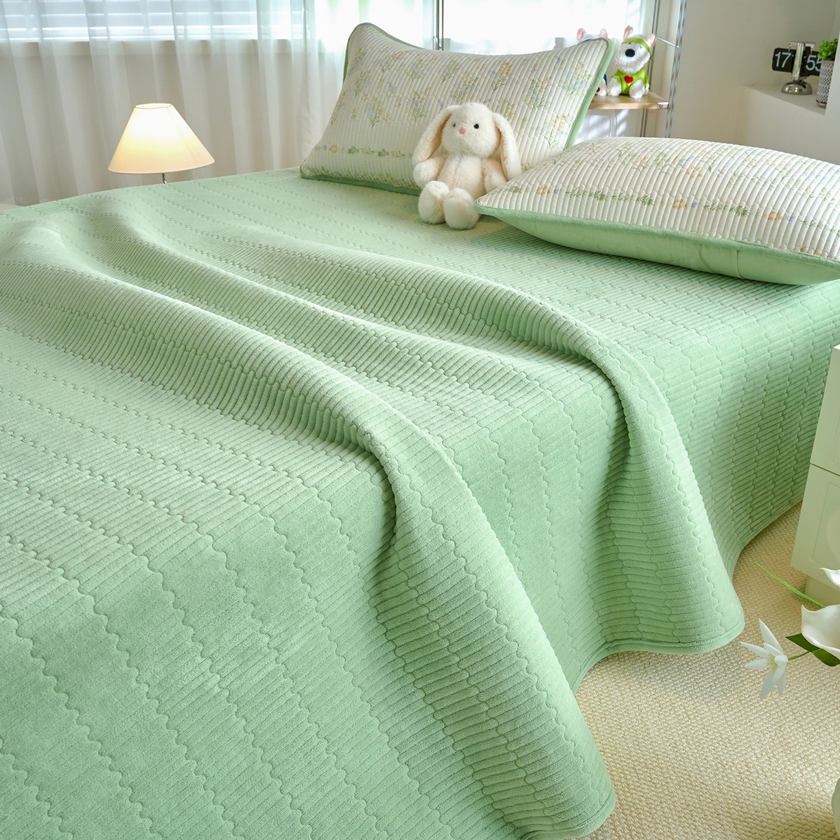 91家纺网 家纺一手货源 找家纺 小叮当家纺仓储工厂店 2025新款A版全棉B版牛奶绒床盖系列单床盖床盖单件 丛草集（A棉B绒）