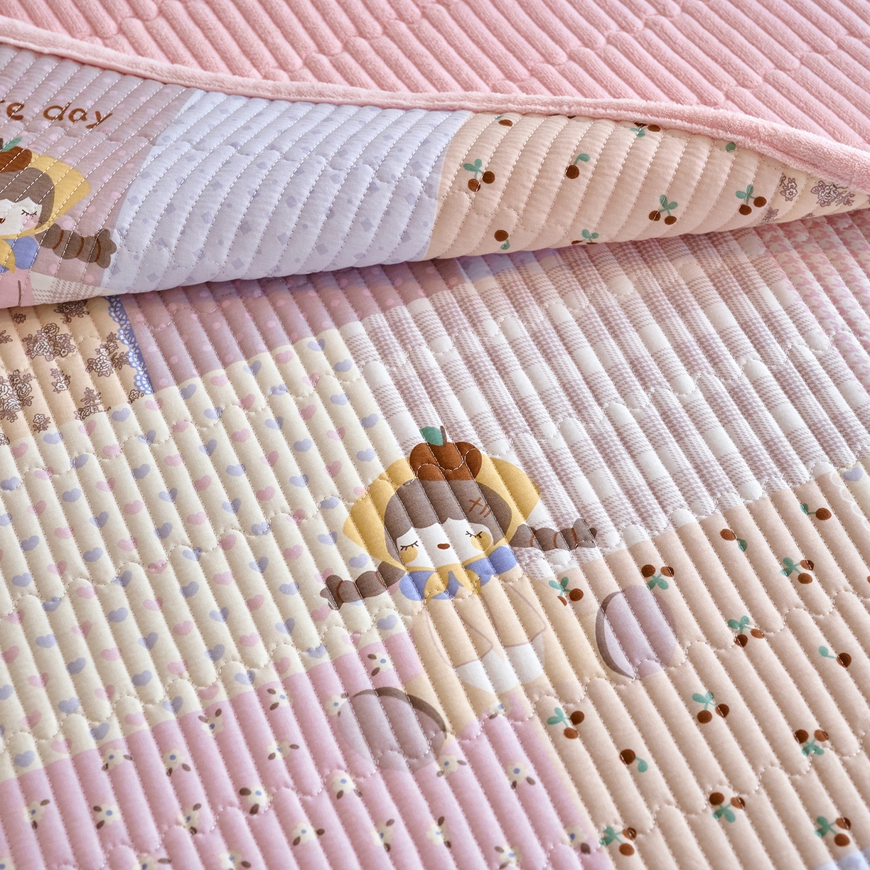 91家纺网 家纺一手货源 找家纺 小叮当家纺仓储工厂店 2025新款A版全棉B版牛奶绒床盖系列单床盖床盖单件 丹麦女孩（A面B绒）