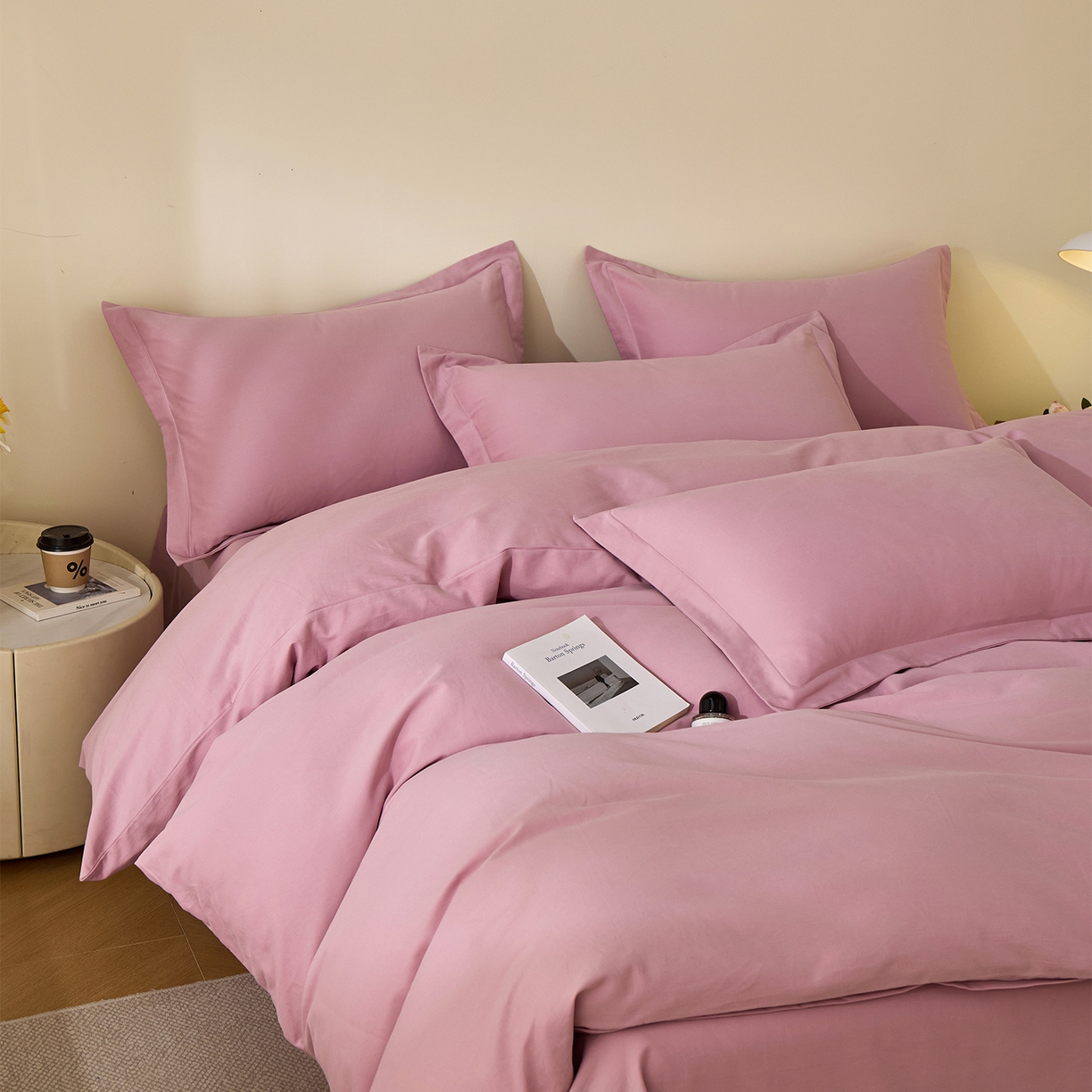 91家纺网 家纺一手货源 找家纺 元元家居（元元被业） 2025秋冬新款全棉纯棉磨毛纯色四件套 芝士粉