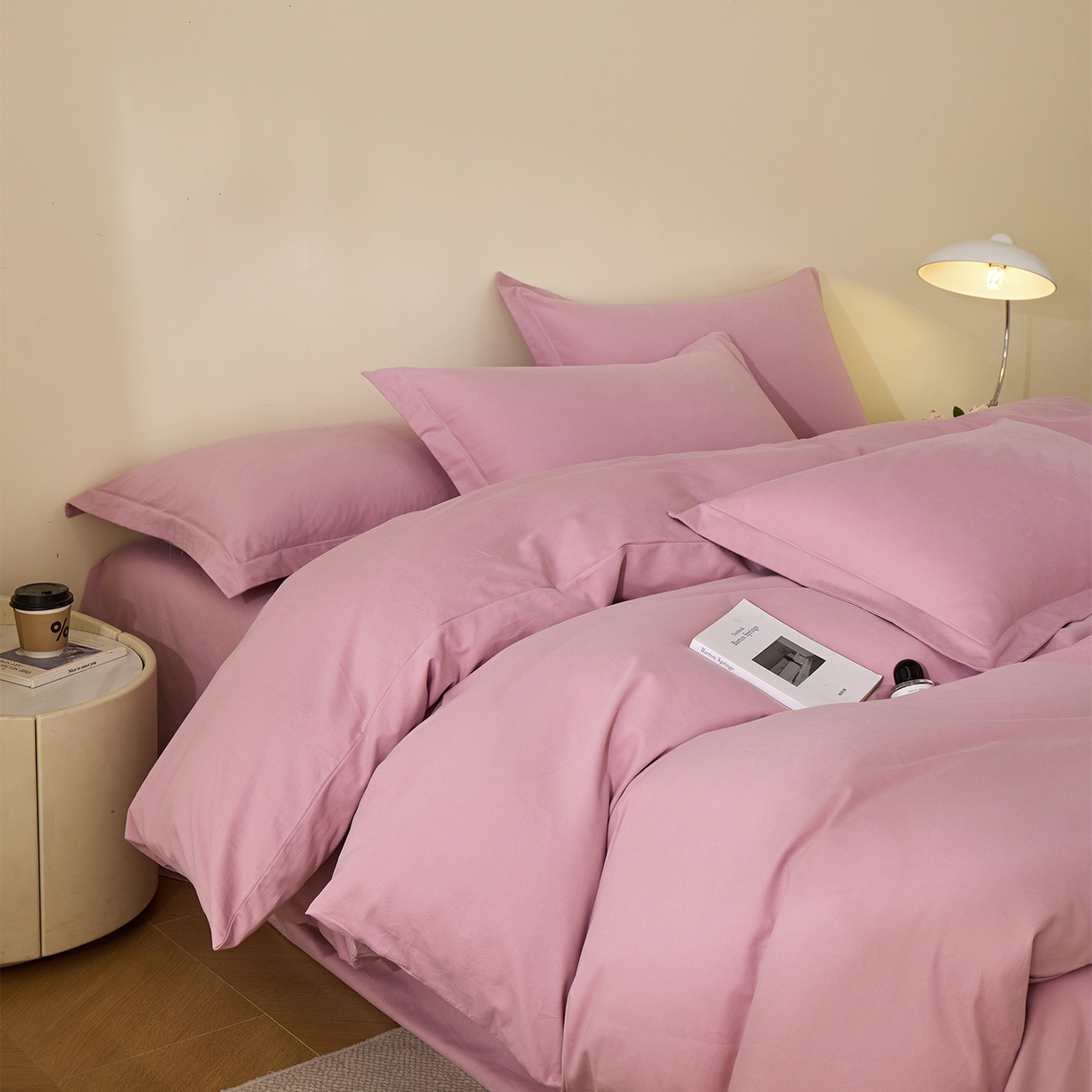 91家纺网 家纺一手货源 找家纺 元元家居（元元被业） 2025秋冬新款全棉纯棉磨毛纯色四件套 芝士粉